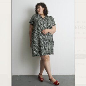 Bata Dress in Bullfrog (Green polka dot)